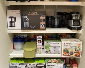 If you need a rice cooker new in box you should definitely come see us.
