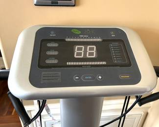 ZAAZ vibration plate, exercise machine