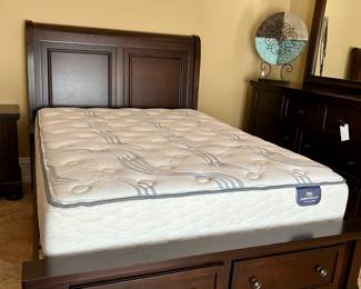 Queen size bed with storage