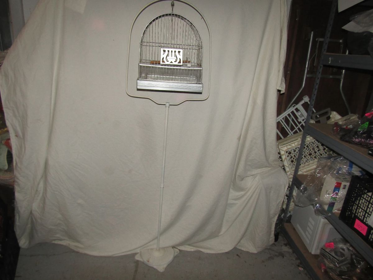 Deceased Estate Furniture,Furnishings,Crafting starts on 12/30/2023