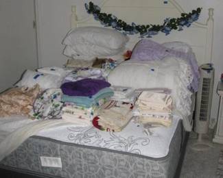 Nice Full Size mattress and box spring, like new and more linens