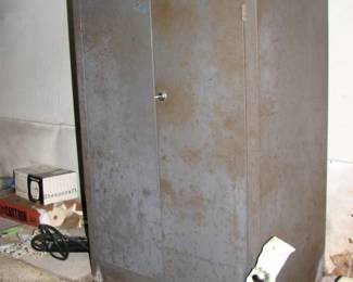 Locking metal cabinet