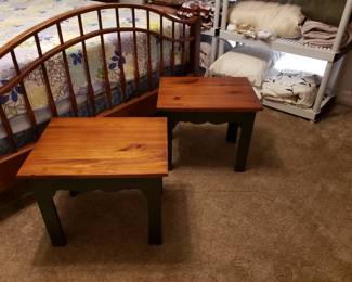 PINE TABLES