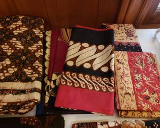 VINTAGE BATIK FABRIC