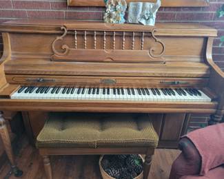 Wurlitzer upright piano 