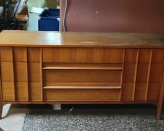 Mid Century blanket chest 