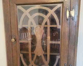  Hanging corner cabinet (2 available) 