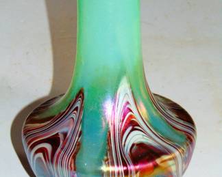 VINTAGE ORIENT & FLUME ART GLASS VASE