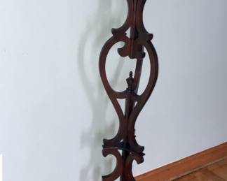 Beautiful plant stand
Hi quality craftsmanship