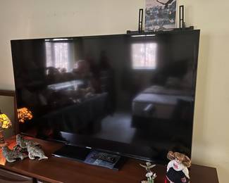 60 inch Samsung Smart TV