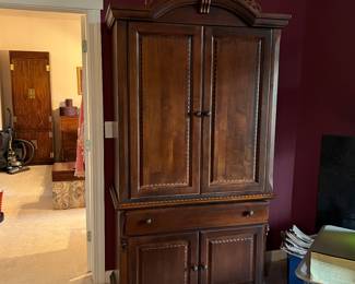 Broyhill Entertainment Center