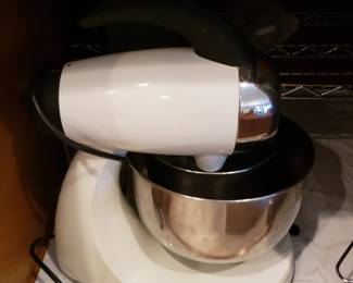 Sunbeam Electric mixer