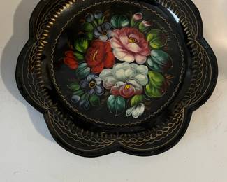 Painted tin plate 