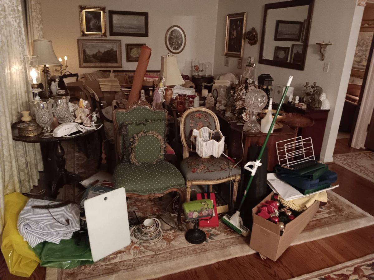 ULTIMATE ANTIQUES COLLECTIBLES OUT OF THIS... starts on 2/10/2024