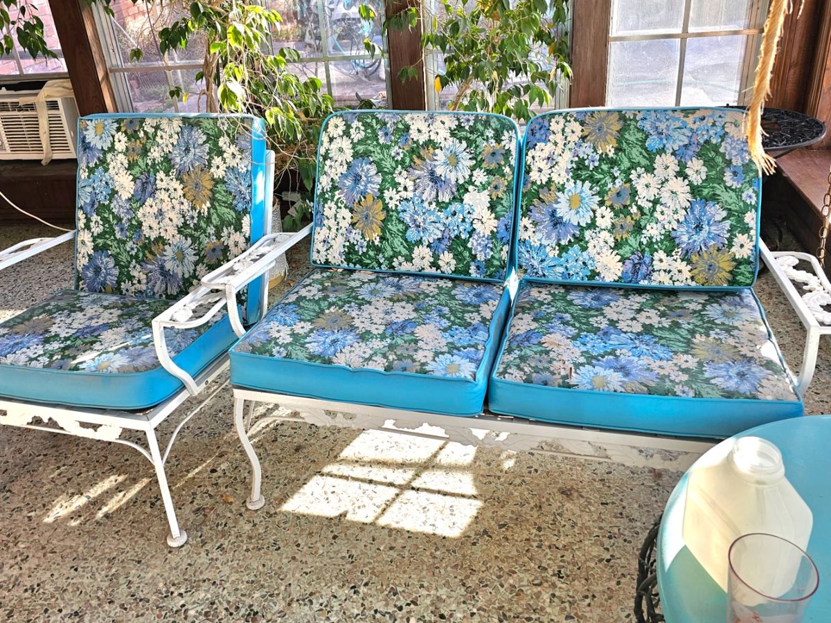 fabulous vintage outdoor furniture, some vinyl is pristine, some needs some TLC