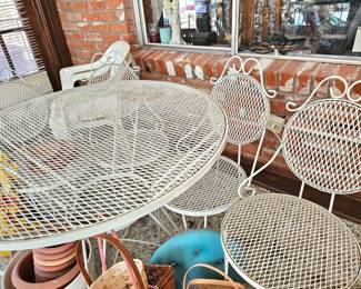 Outdoor set, table 4 chairs