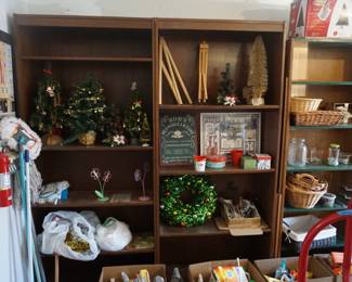 bookcases, decor, baskets