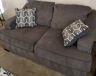 Contemporary loveseat