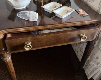 Pair midmodern Henredon side tables