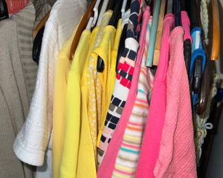 Ladies' clothing mostly Medium some 1x