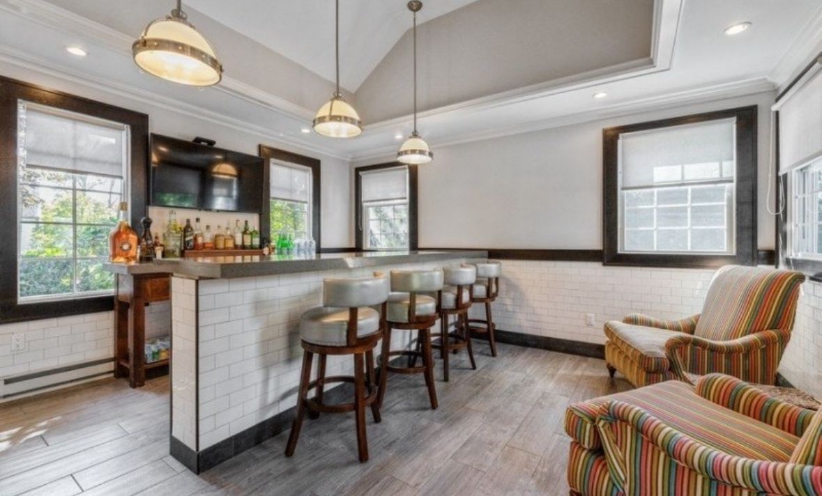 ESSEX FELLS High Quality Furniture starts on 1/6/2024