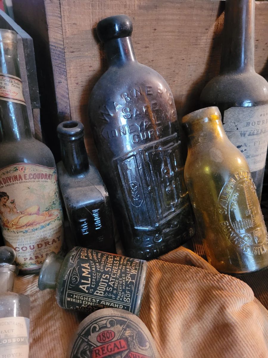 ANTIQUE DEALERS & COLLECTORS PICKERS DREAM... starts on 3/2/2024