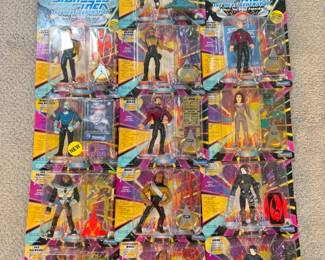 (13) 1992 Playmates Star Trek The Next Generation 4" Action Figures