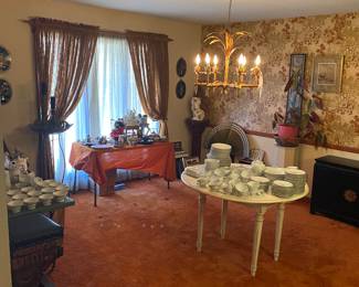 An entire room filled with Asian-centric decor.