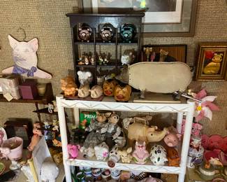 The oldest known pig shaped money containers date back to the 12th Century!