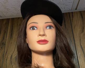 This wig model suffers from bosseyedness.