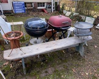 Vtg. Wood bench, charcoal grills
