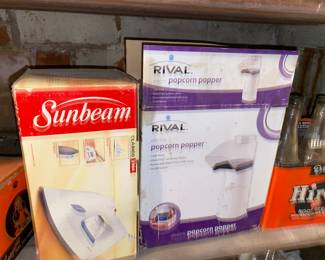 NIB iron /popcorn popper 