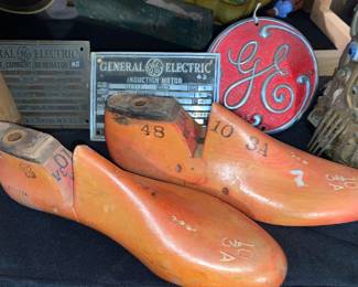 Wooden shoe forms, GE plaques