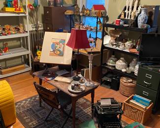 Office and toy room overview