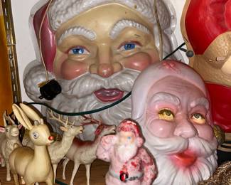 Santa faces and Christmas decor 