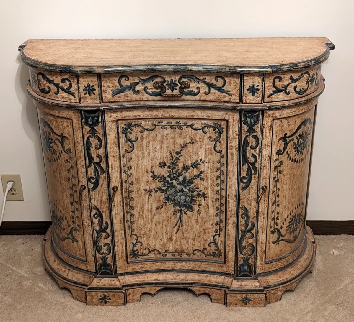 Exemplary Edina Estate Auction starts on 1/1/2024