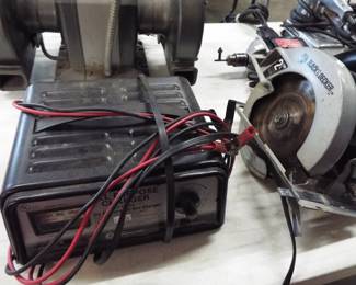 Black and Decker Saw - Battery Charger