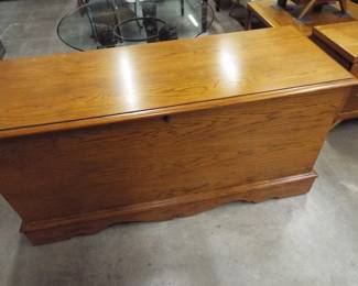 Lane Cedar Chest