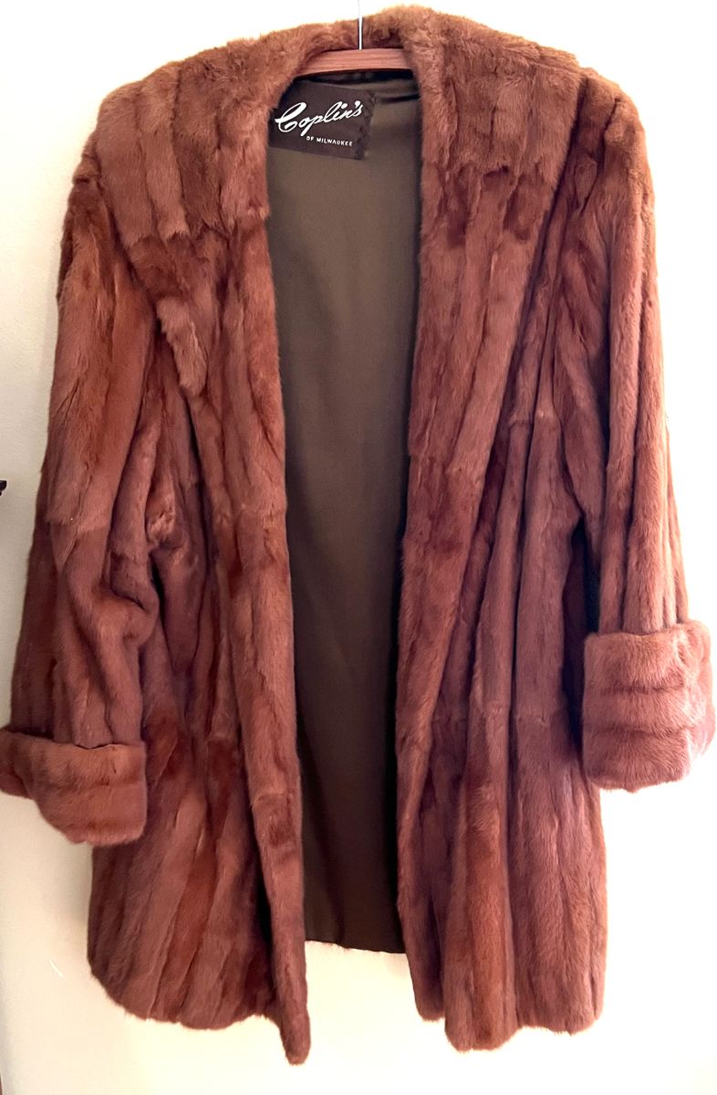 West Bend Big Cedar Lake Home starts on 1/5/2024