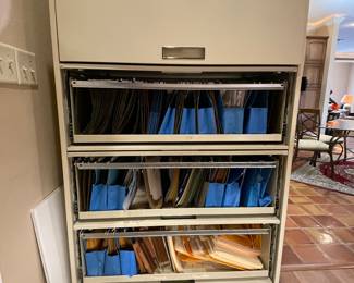 $60 File cabinet 5 shelves 
