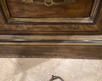 $400 Thomasville armoire 42Wx18Dx82H