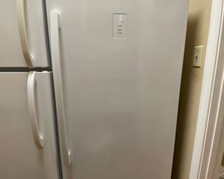 $375 General Electric upright freezer 
