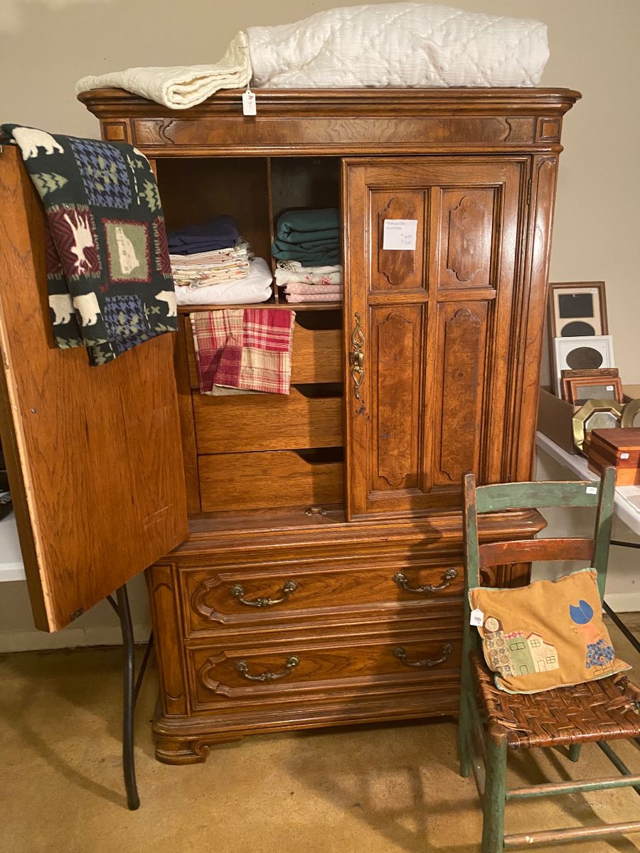 Pass It On Estate Sale in Sherwood, AR starts on 1/5/2024