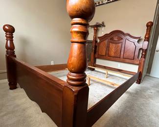 Solid wood queen size bed 