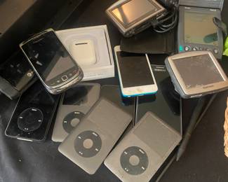 iPods 