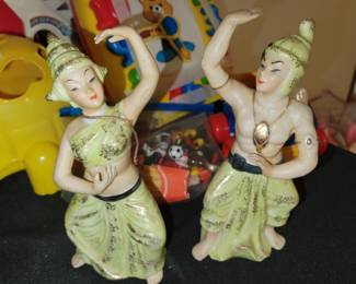 Oriental figures