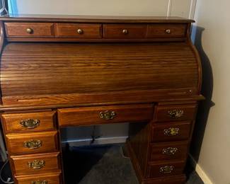 ROLL TOP DESK CLOSED