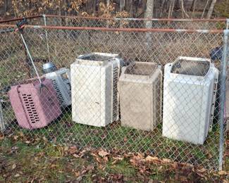 Portable Dog Kennels, Extra Large, Qty 2, Large, Qty 1, And Medium, Qty 2, Chain Link Panels, Qty 4, And Metal Dog Food Bowls