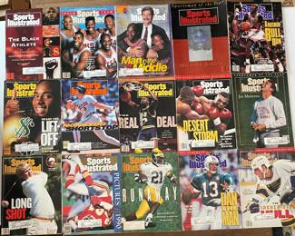 Dozens of vintage collectable Sports Illustrated magazines in excellent condition.