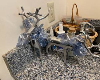 Silver reindeer figurines